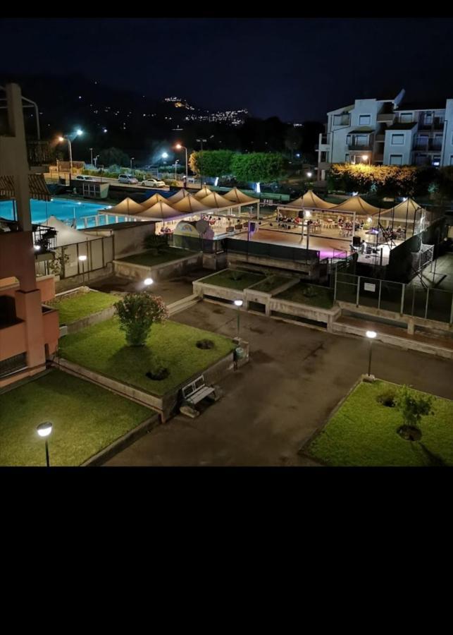 Appartamento Les Roches Noires Джардини-Наксос Экстерьер фото