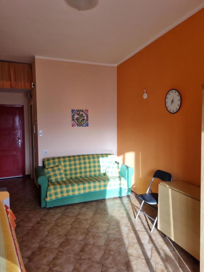 Appartamento Les Roches Noires Джардини-Наксос Экстерьер фото